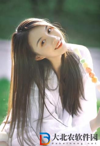 一口一口吃掉胸口的奶油hd：有著非常豐富的短視頻內(nèi)容，原創(chuàng)一手作品和剪輯看不停！