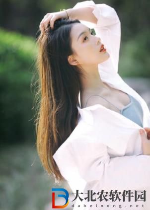 體育老師在單杠c了我一節課網站：播放效果很流暢，超級順滑！
