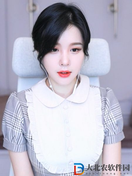 精品1卡2卡三卡4卡老狼可以直接觀看，平臺：無需登錄！