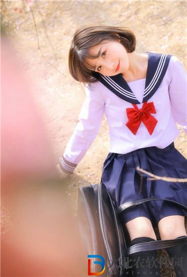 換起裙子邁開腿上去C