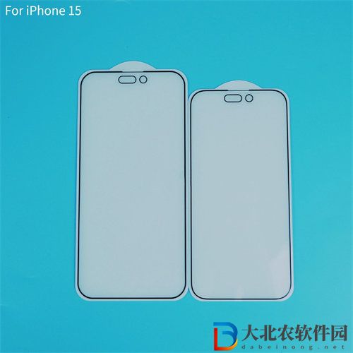 iPhone15系列鋼化膜曝光