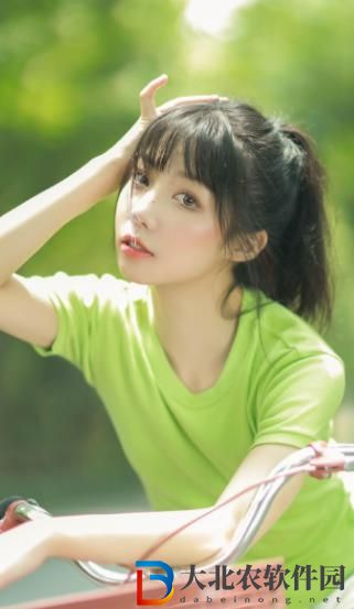 露開全乳開襟t恤網站